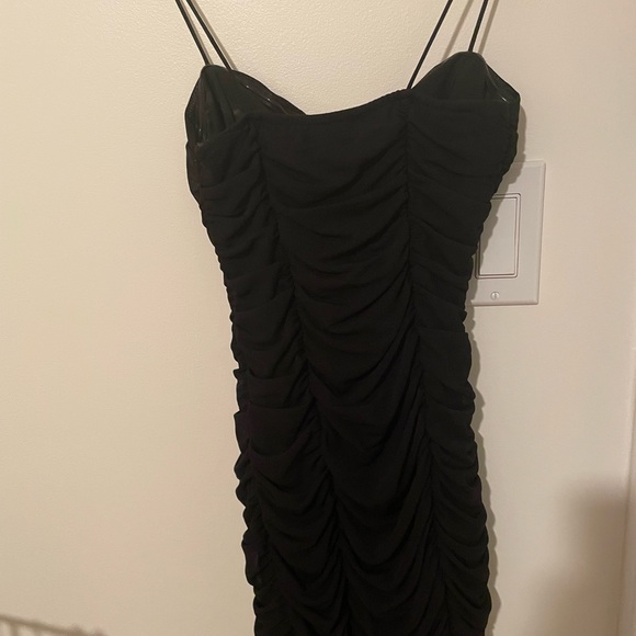 Black bodycon dress - Picture 2 of 3